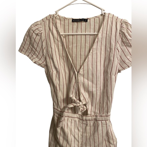 Authentic Abercrombie & Fitch Romper - Picture 2 of 4